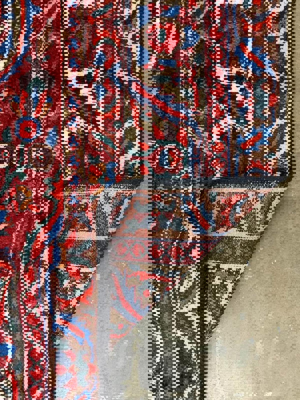 8’8”x12’2”Hand-Knotted Wool Bakhtiari Rug