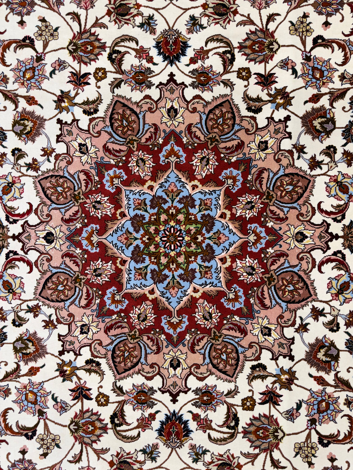 Hand-Knotted 60 Raj Persian Tabriz Rug - 6'7"x10'1"