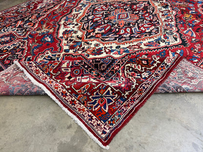 10’1”x12’3” Vintage Hand-Knotted Wool Bakhtiari Persian Rug 10x12 Red Handmade Carpet