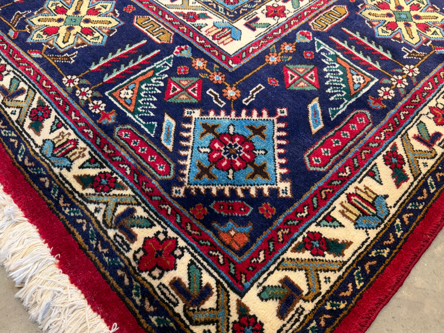 9’11”x13’ Hand-Knotted Persian Tabriz Area Rug