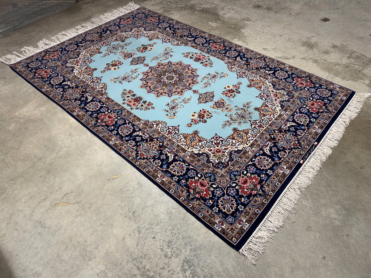 Hand-Knotted Persian Isfahan Rug - Signed Enteshari - 5’x7’9”