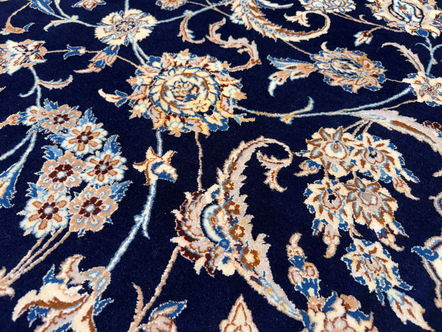 Hand-Knotted 4 La Persian Nain Rug - Signed Habibian - 10'4"x14'3"