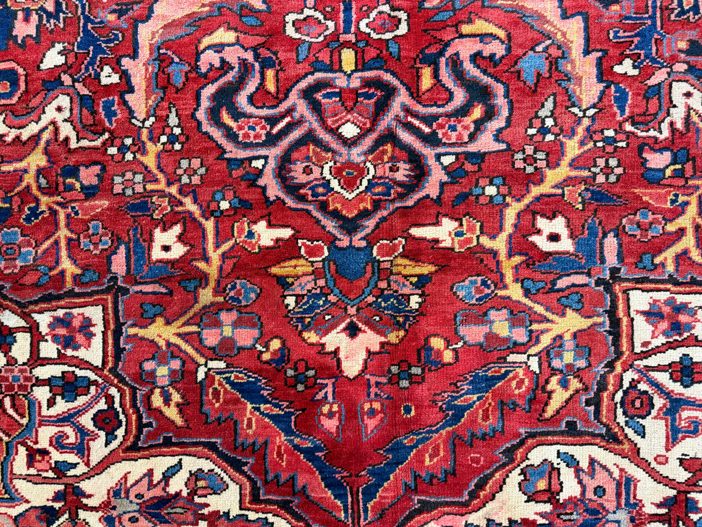Hand-Knotted Persian Heriz Rug - 9’8”x13’2”