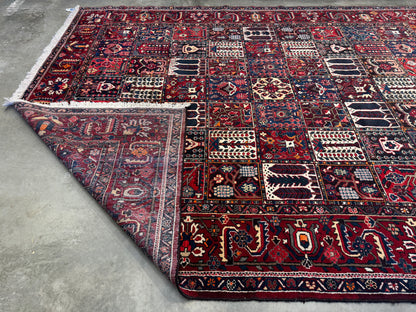 9’5”x11’9” Hand-Knotted Persian Bakhtiari Four Season Area Rug