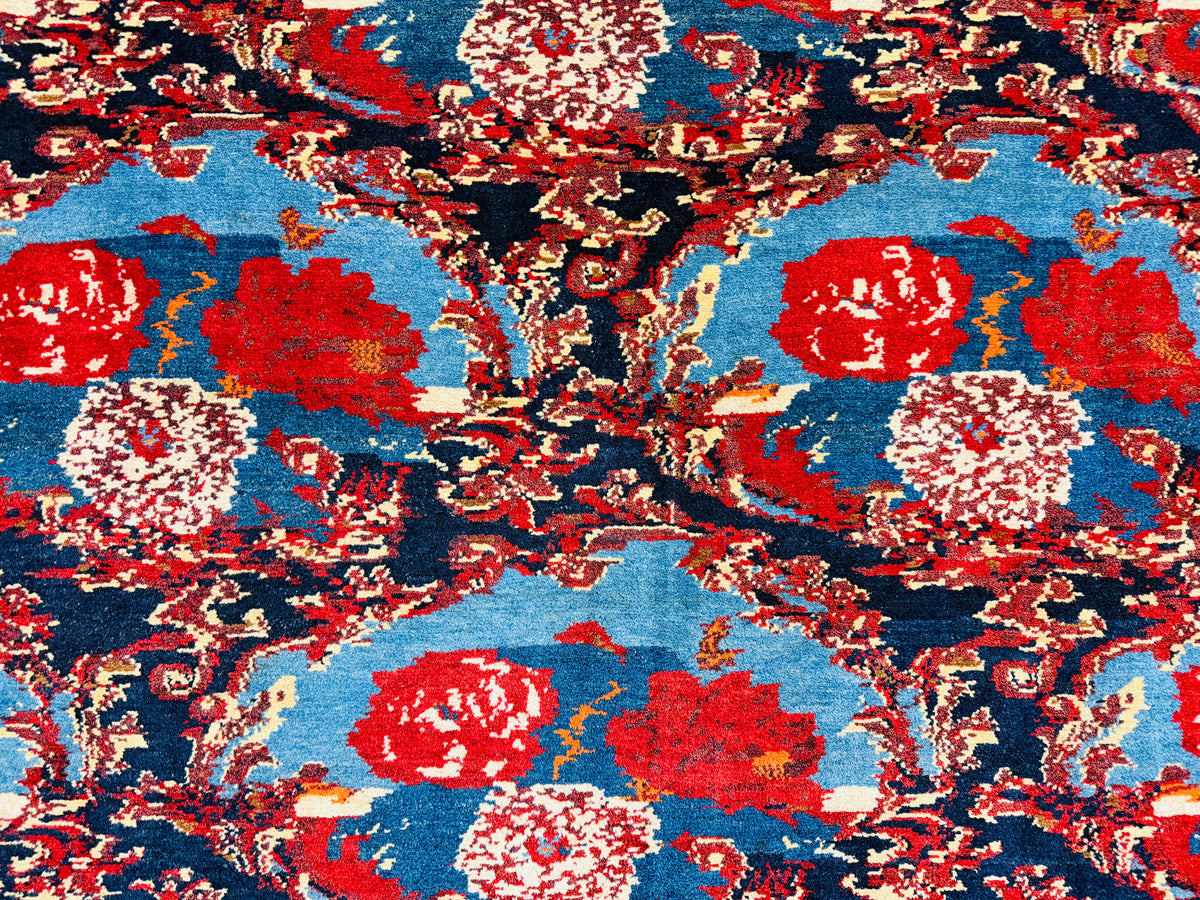 Hand-Knotted Persian Senneh Rug - 4'9"x10'