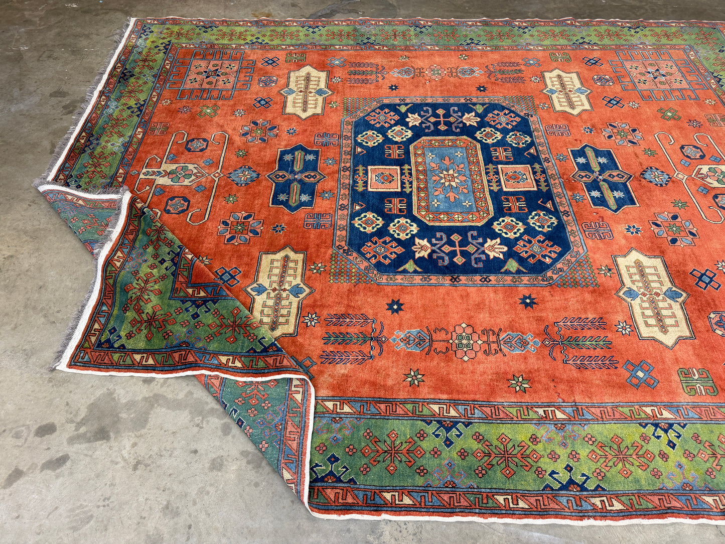 8’10”x11’ Hand-Knotted Wool Kazak Area Rug