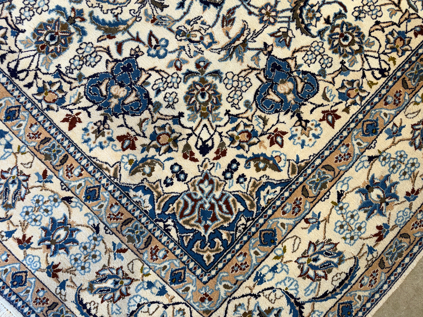 Hand-Knotted 9 La Persian Nain Rug - 6’7”x10’5”