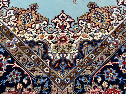 Hand-Knotted Persian Isfahan Rug - Signed Enteshari - 5’x7’9”