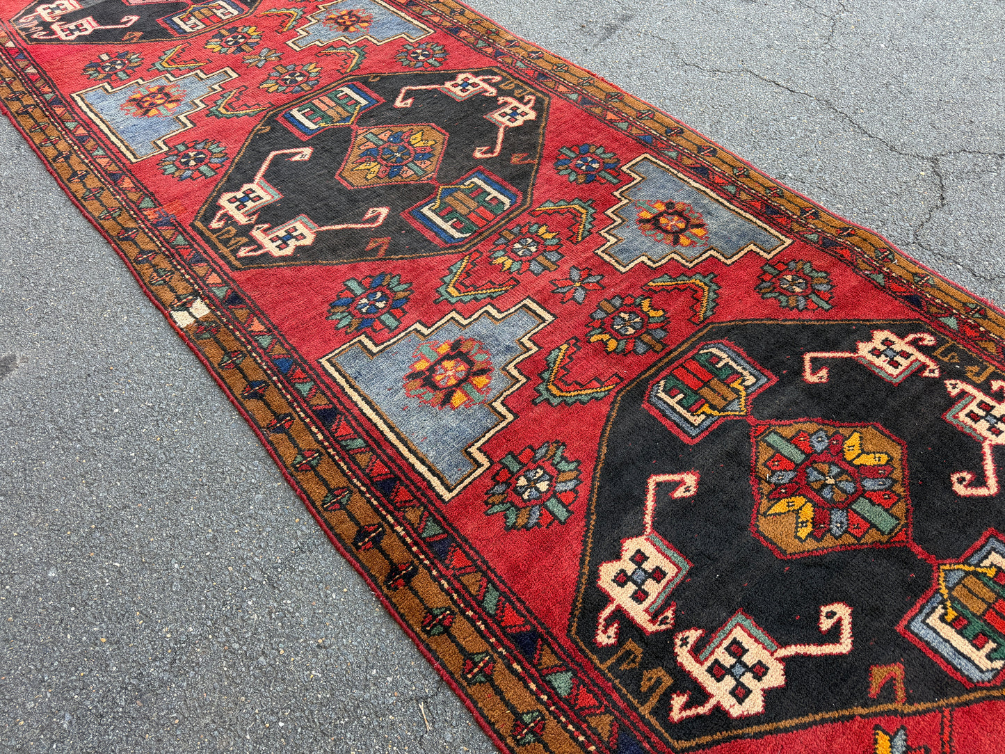 3’11”x13’2” Vintage Hand-Knotted Wool Hamadan Runner