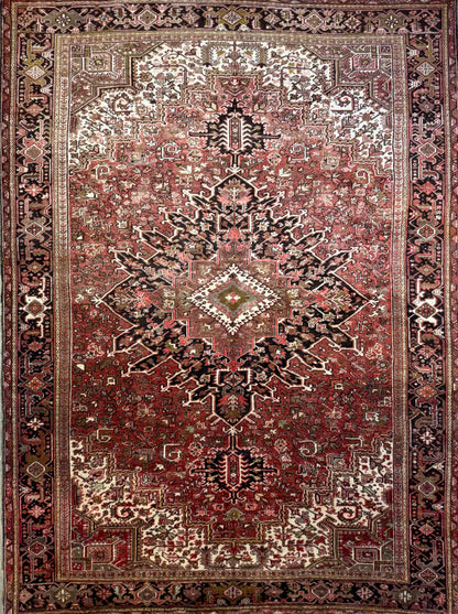 9’10”x13’ Hand-Knotted Persian Heriz Area Rug