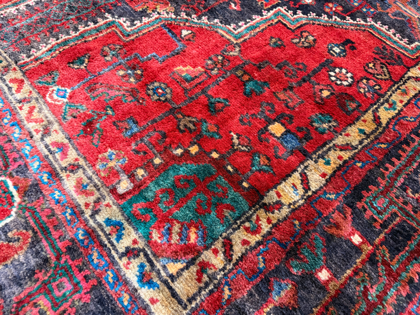 Hand-Knotted Persian Tuyserkan Rug -  5’x9’5”