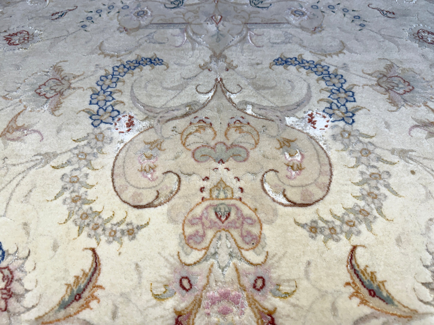 Hand-Knotted 60 Raj Persian Tabriz Rug - Signed - 9’10”x13’2”