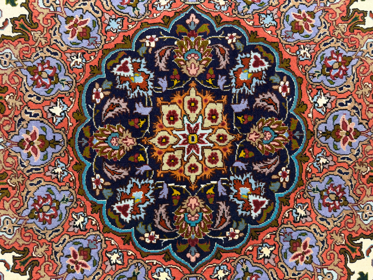 Hand-knotted Persian Tabriz Rug - 7’x10’8”
