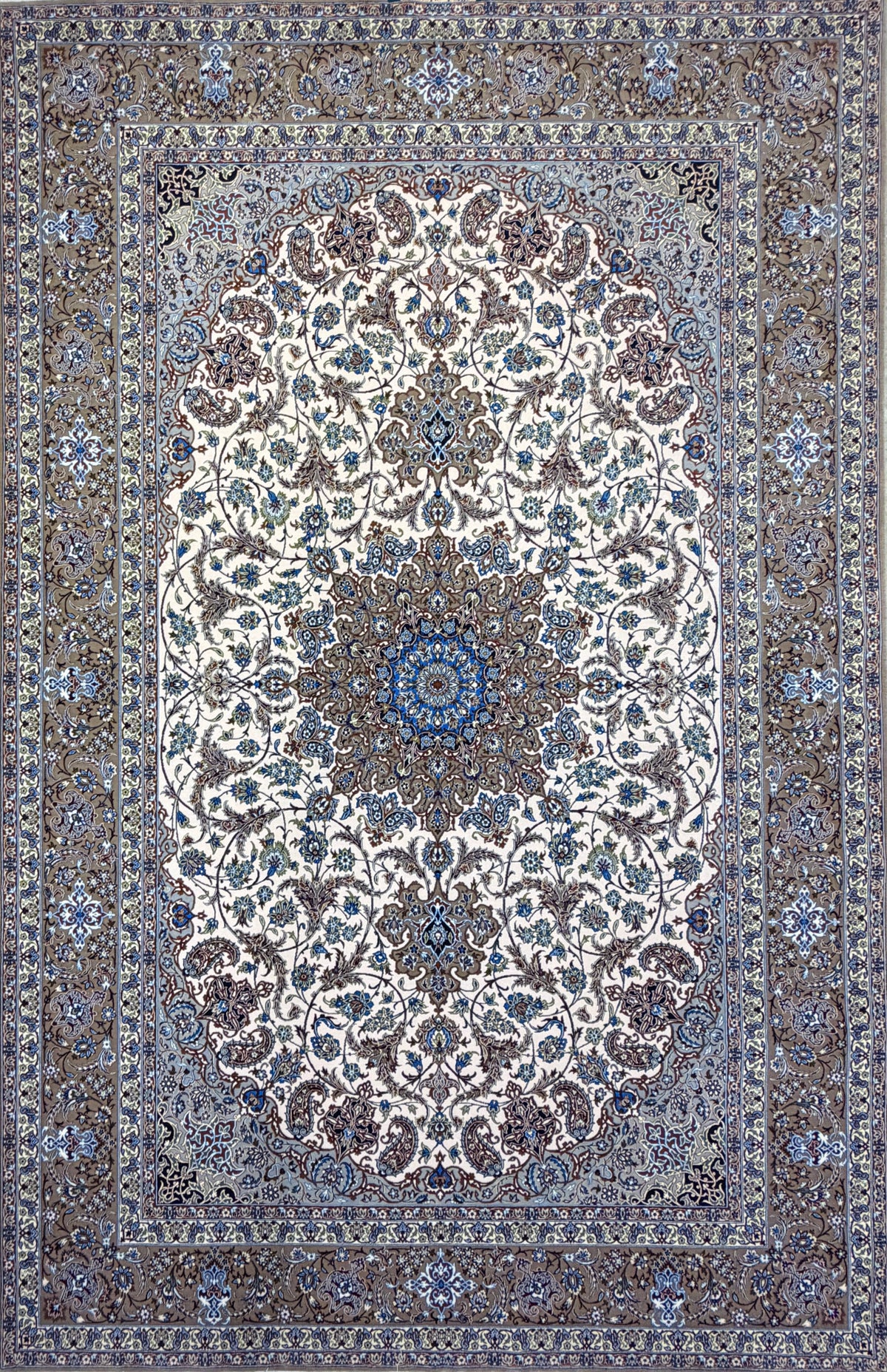 Hand-Knotted Persian Isfahan Rug - Signed Zolfaghari - 6’9”x10’6”