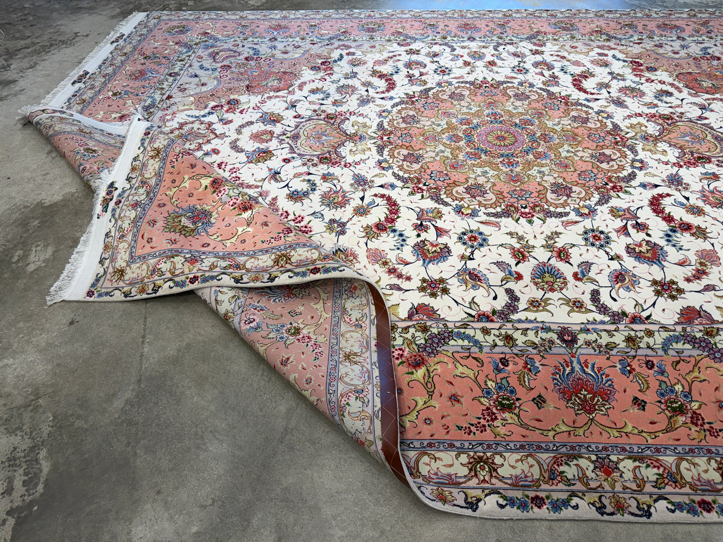 9’9”x13’3” Fine Hand-Knotted Persian Tabriz Signed Area Rug