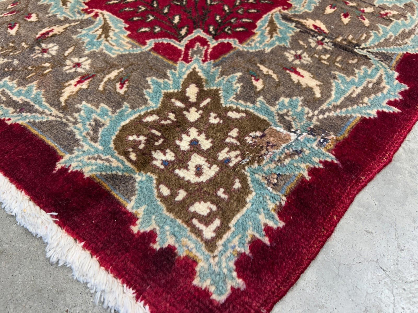 4'2"x6'3" Antique Hand-knotted Wool Tabrize Area Rug - Handmade Red 4x6 Carpet