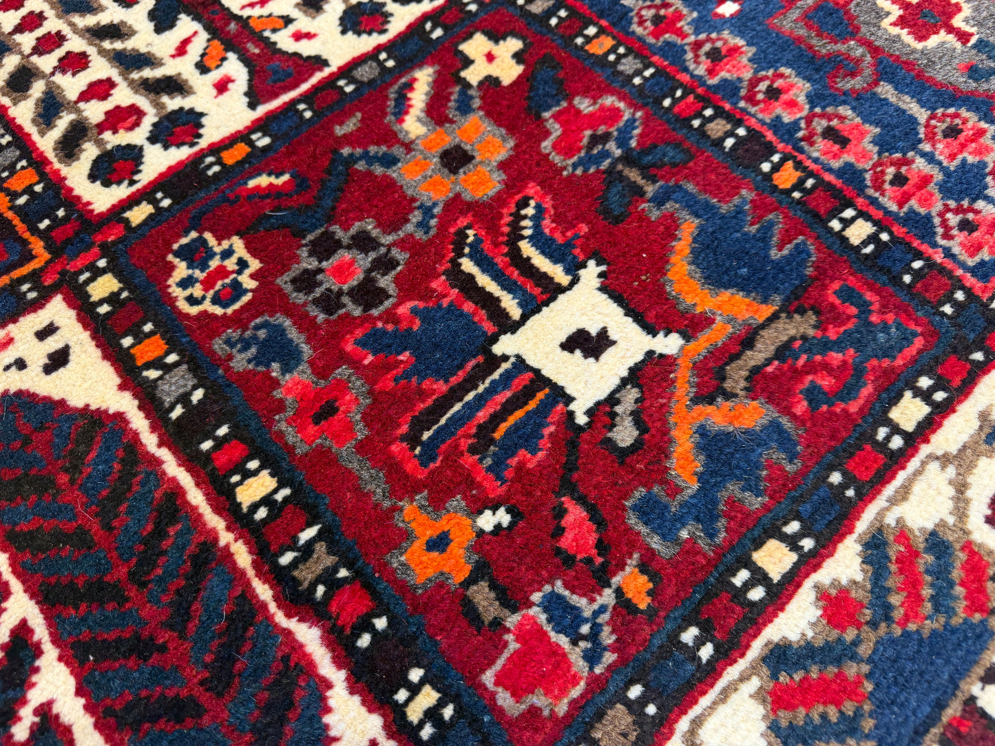 9’5”x11’9” Hand-Knotted Persian Bakhtiari Four Season Area Rug