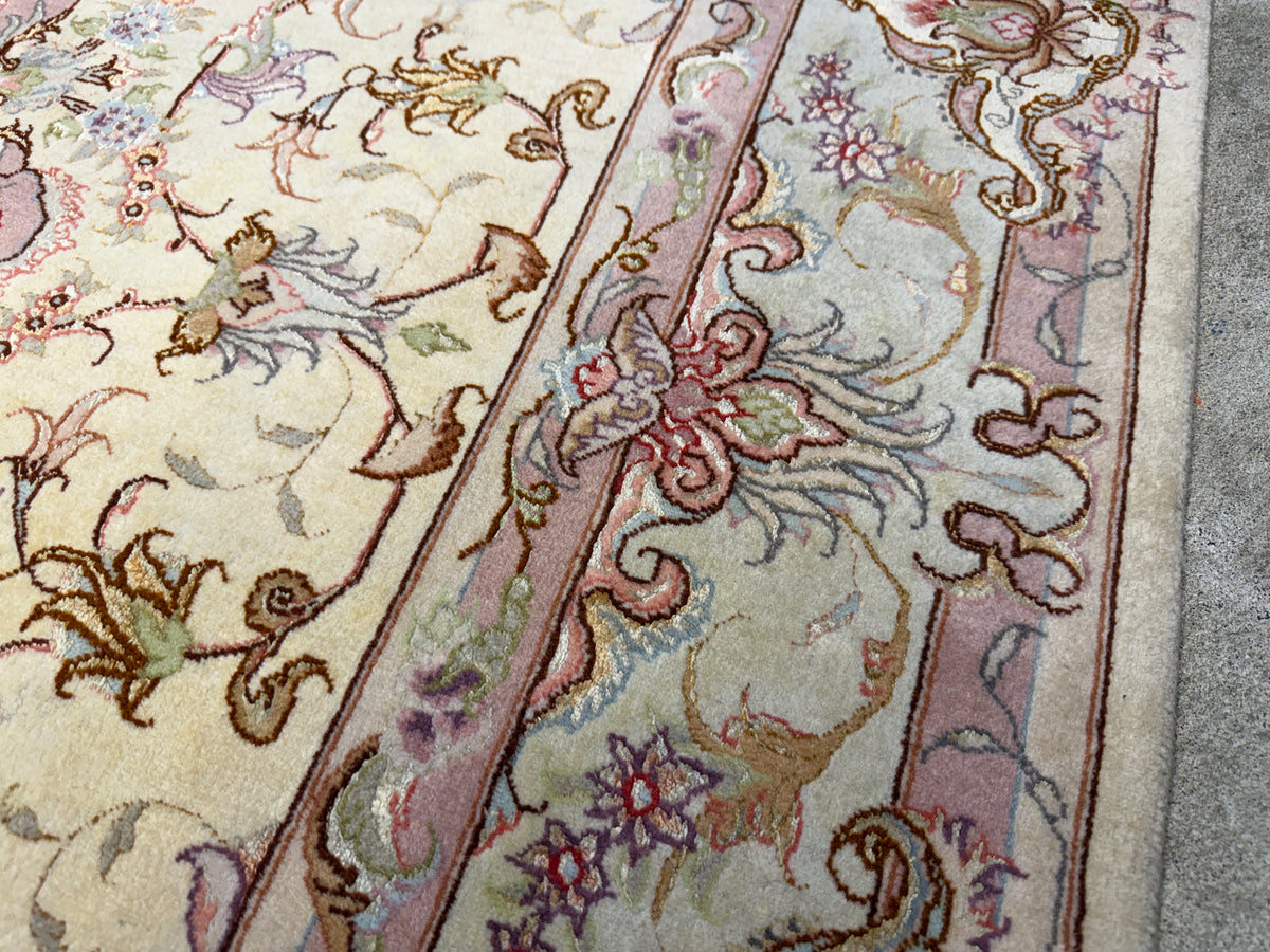 Hand-Knotted 60 Raj Persian Tabriz Rug - 5’1”x6’5”