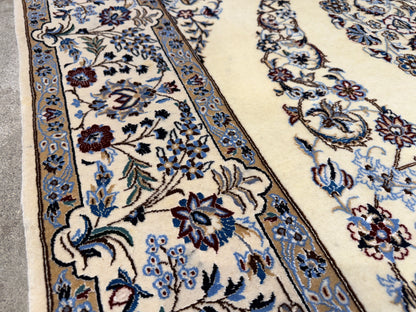 Hand-Knotted 6 La Persian Nain Rug - Signed Habibian - 4'4"x6'8"