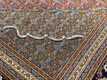 Hand-Knotted Persian Tabriz Mahi Rug - 6'8"x10'1"