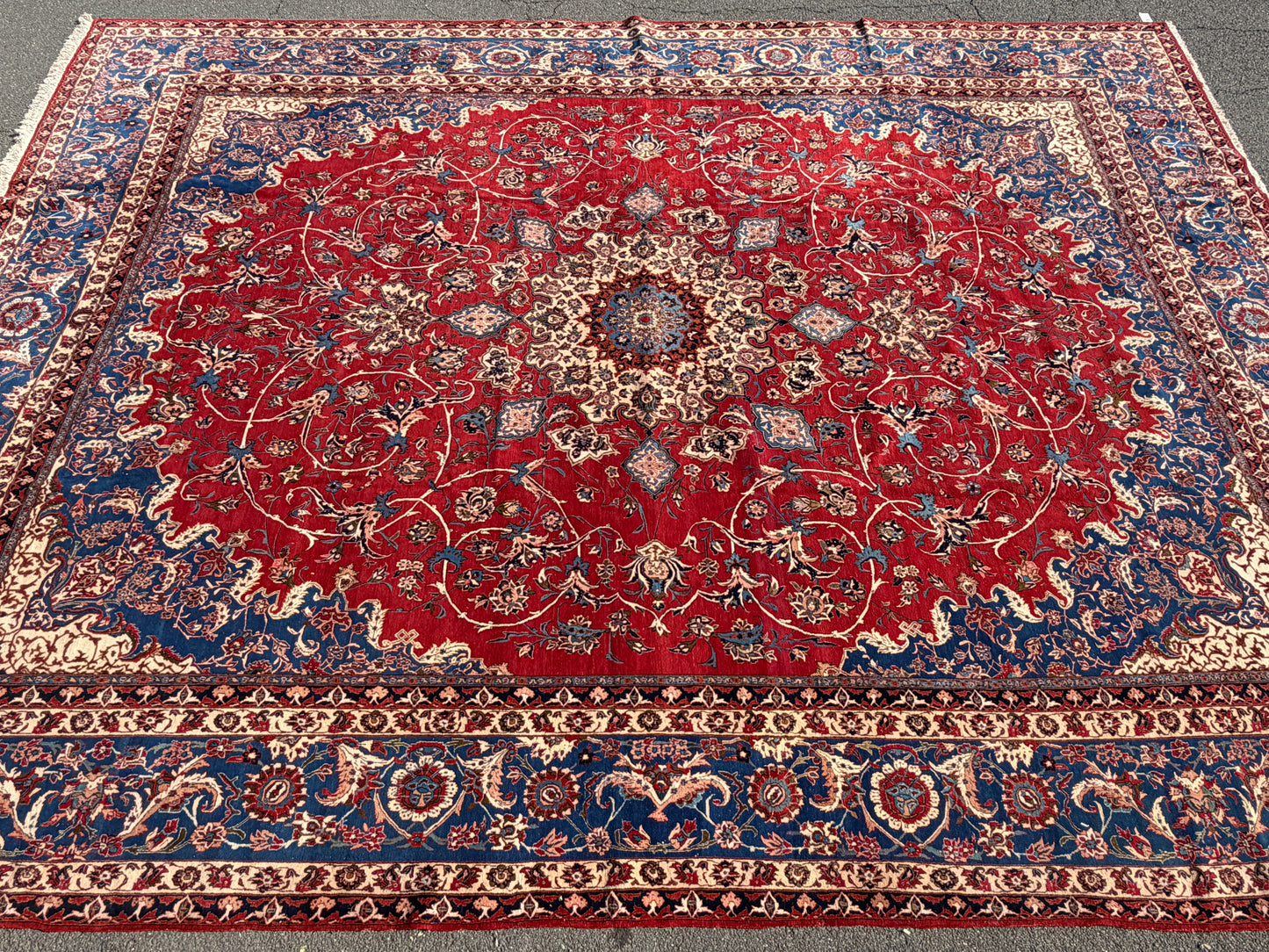 Hand-Knotted Persian Isfahan Rug - 13’9”x18’2”