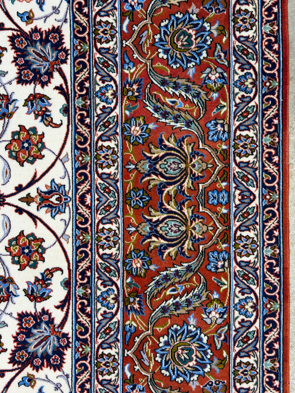 Hand-Knotted Persian Isfahan Rug - Signed Seirafian - 6'9"x9'10"
