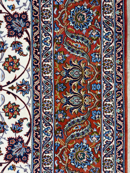 Hand-Knotted Persian Isfahan Rug - Signed Seirafian - 6'9"x9'10"