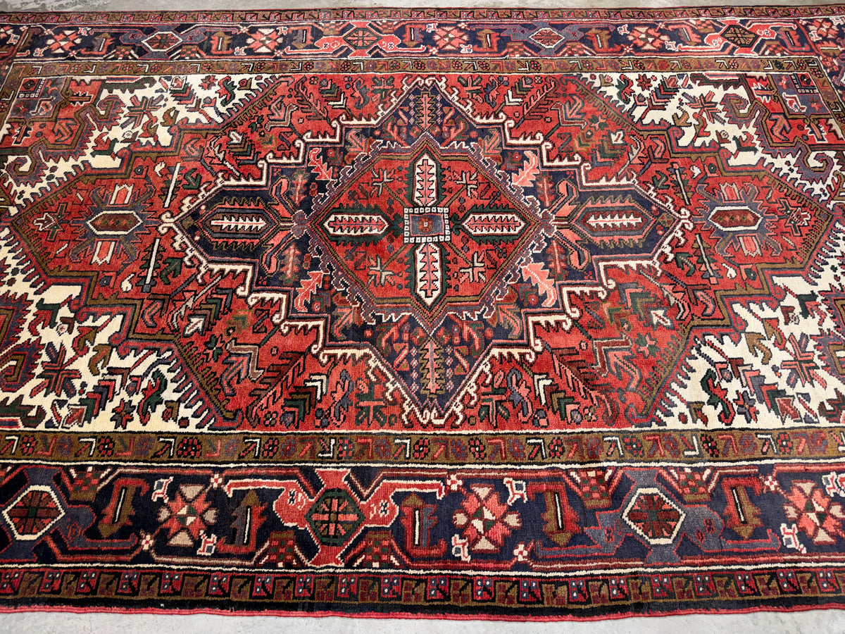 Hand-Knotted Persian Heriz Rug - 6'7"x10'4"