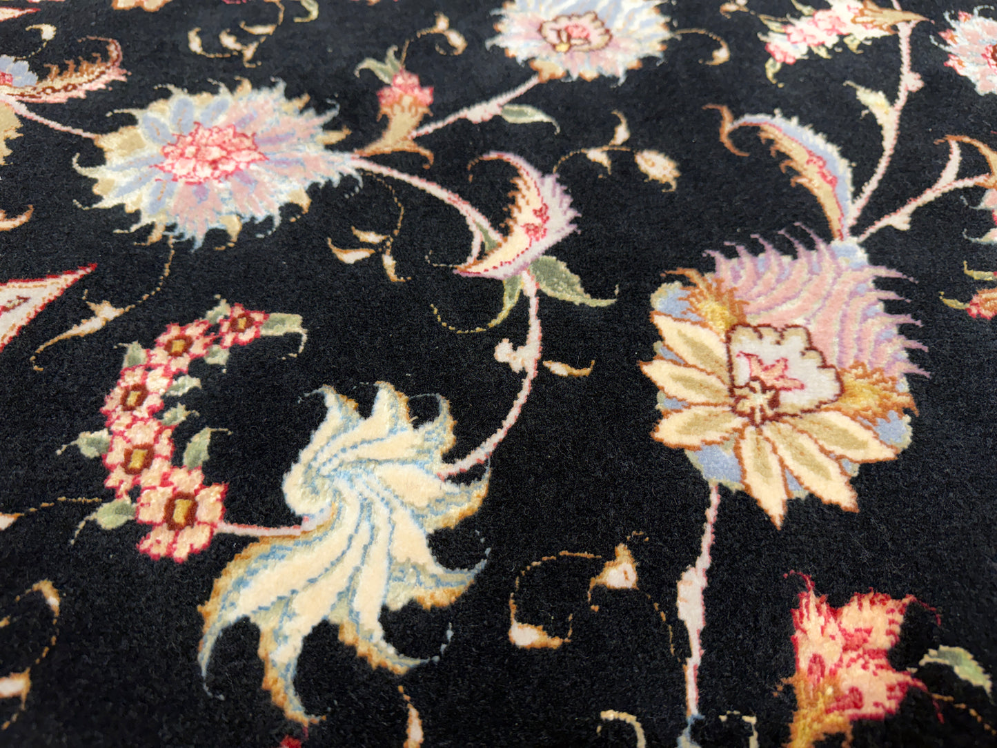 10’ Diameter Very Fine Hand-Knotted Wool & Silk Round Tabriz Persian Rug - 10x10 Handmade Carpet