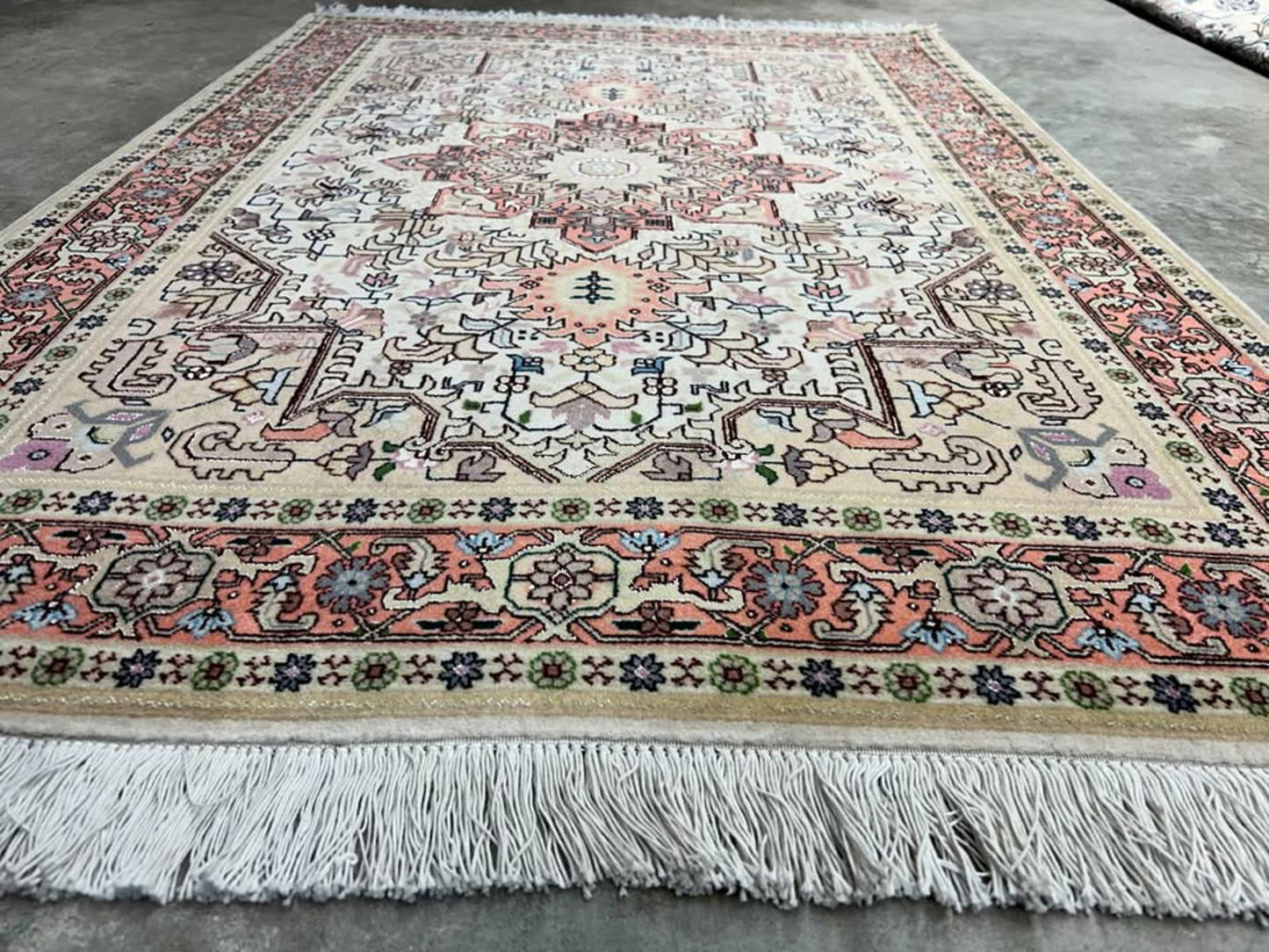 3'1"x5'3" Very Fine Handmade Wool & Silk  Persian Tabriz Rug