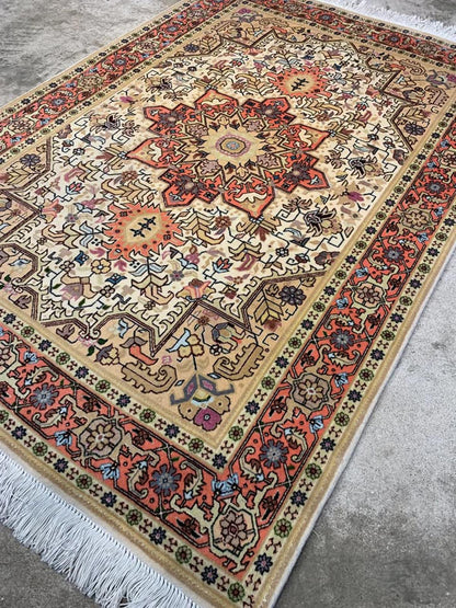 3'1"x5'3" Very Fine Handmade Wool & Silk  Persian Tabriz Rug