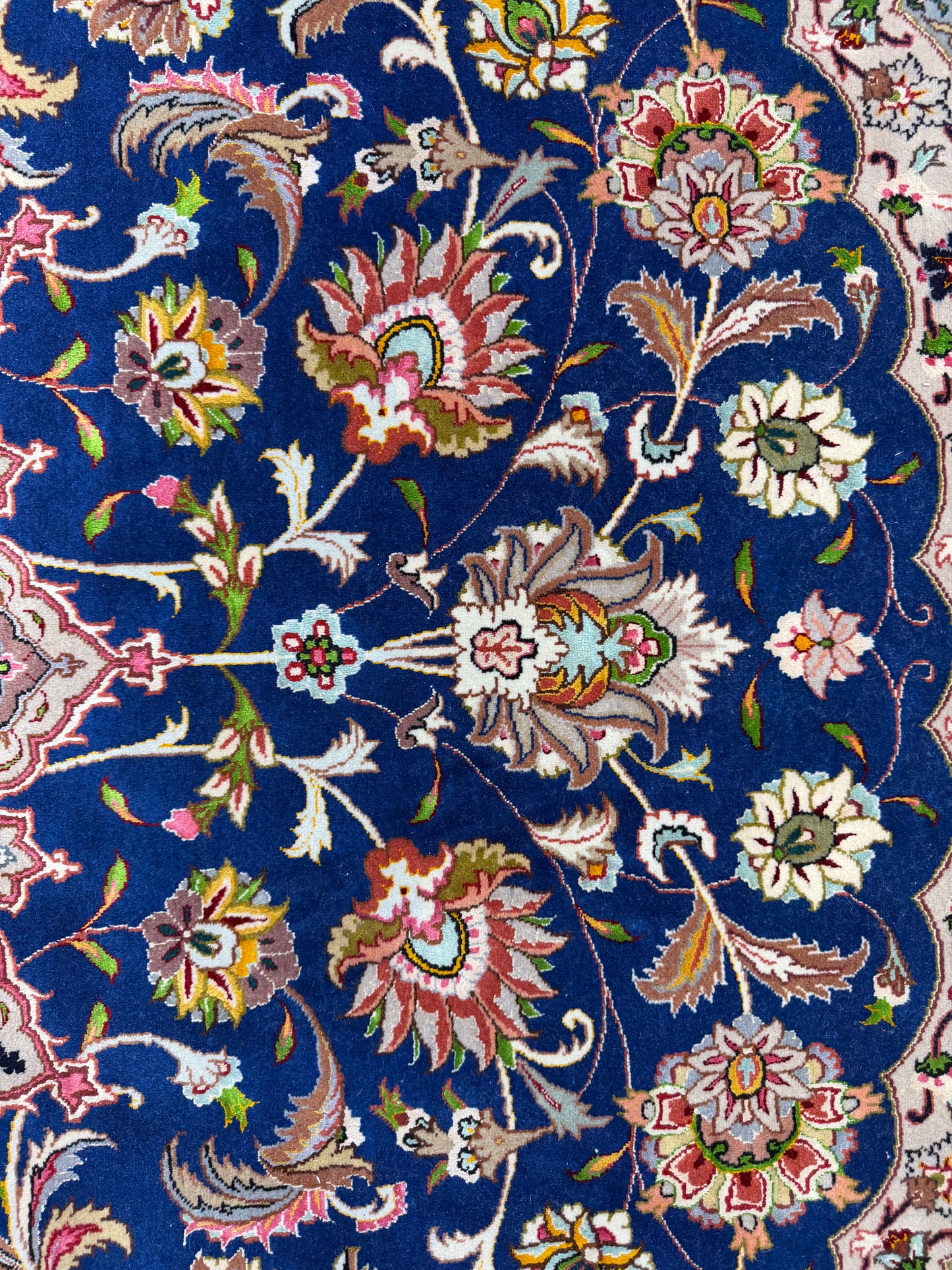 9’6” Diameter Very Fine Hand-Knotted Wool & Silk Round Tabriz Persian Rug - 9x9 Handmade Carpet