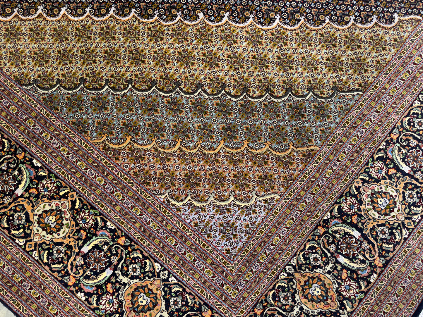 Hand-Knotted Persian Tabriz Mahi Rug - 9’11”x13’2”