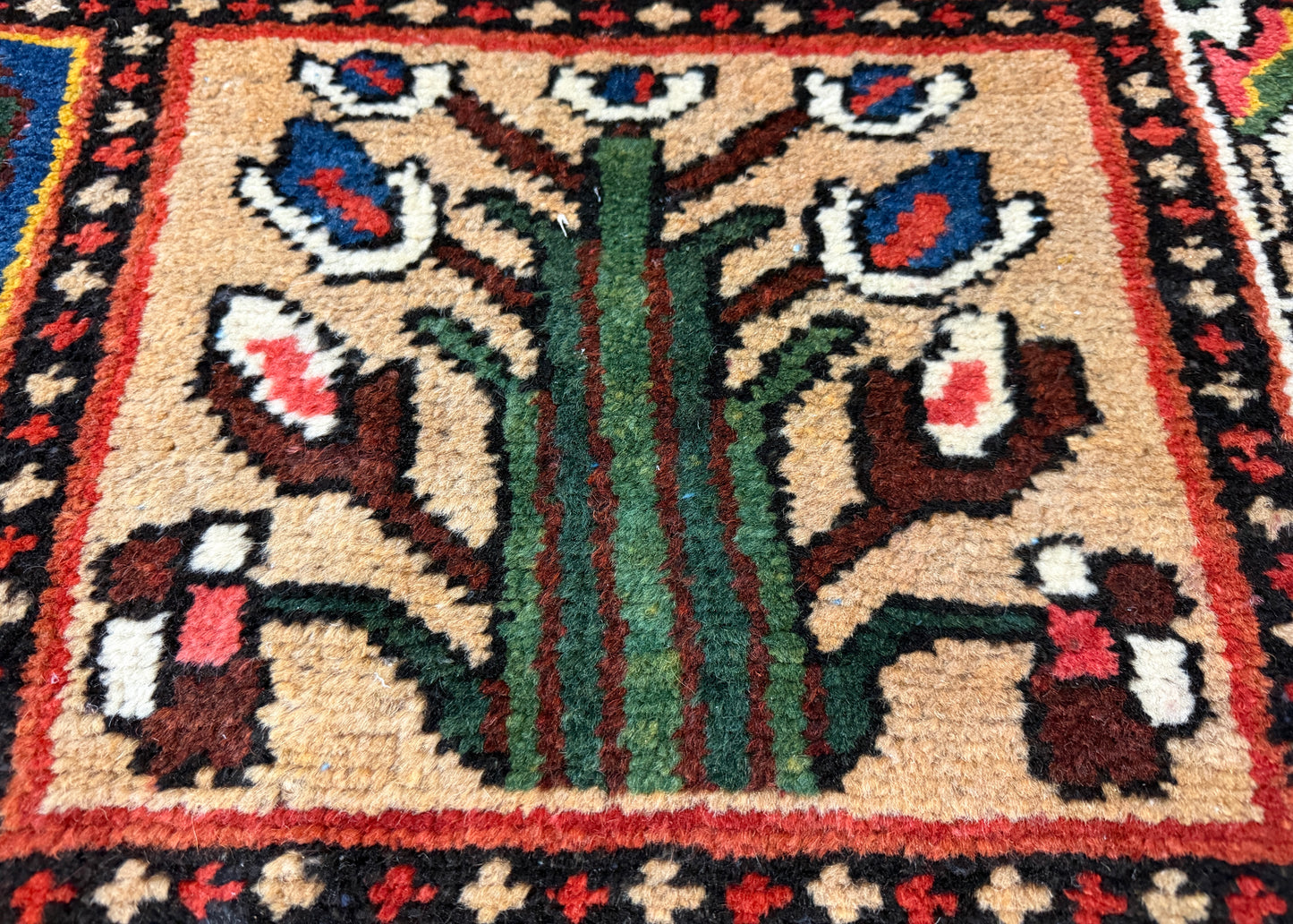 Hand-Knotted Persian Bakhtiari Rug - 9’4”x10’3”