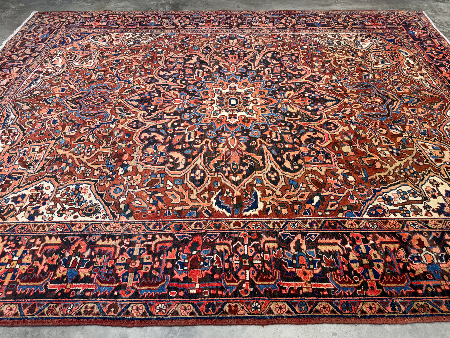 9’1”x11’9” Hand-Knotted Persian Heriz Area Rug