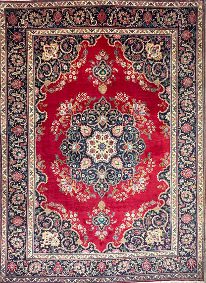 9’8”x13’4” Hand-Knotted Persian Tabriz Rug