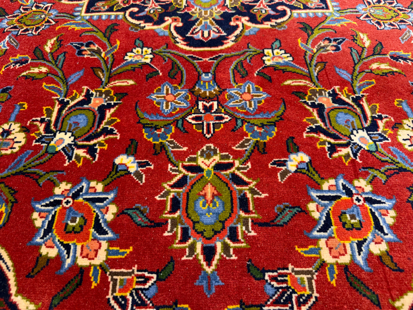9’11”x13’ Hand-Knotted Signed Persian Kashan Area Rug