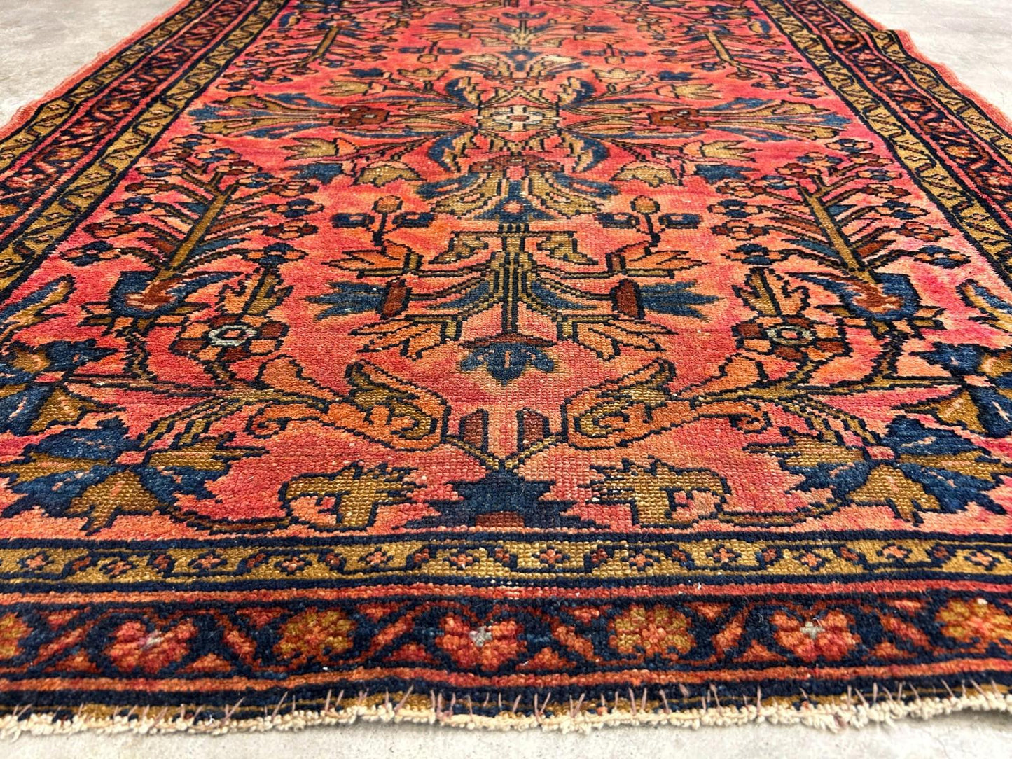 3'6"x4'5" Antique Hand-knotted Wool Sarouke Area Rug - Handmade Red 3x4 Carpet