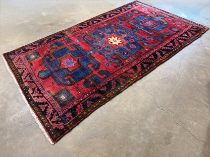 Hand-Knotted Persian Hamadan Rug - 5’1”x9’5”