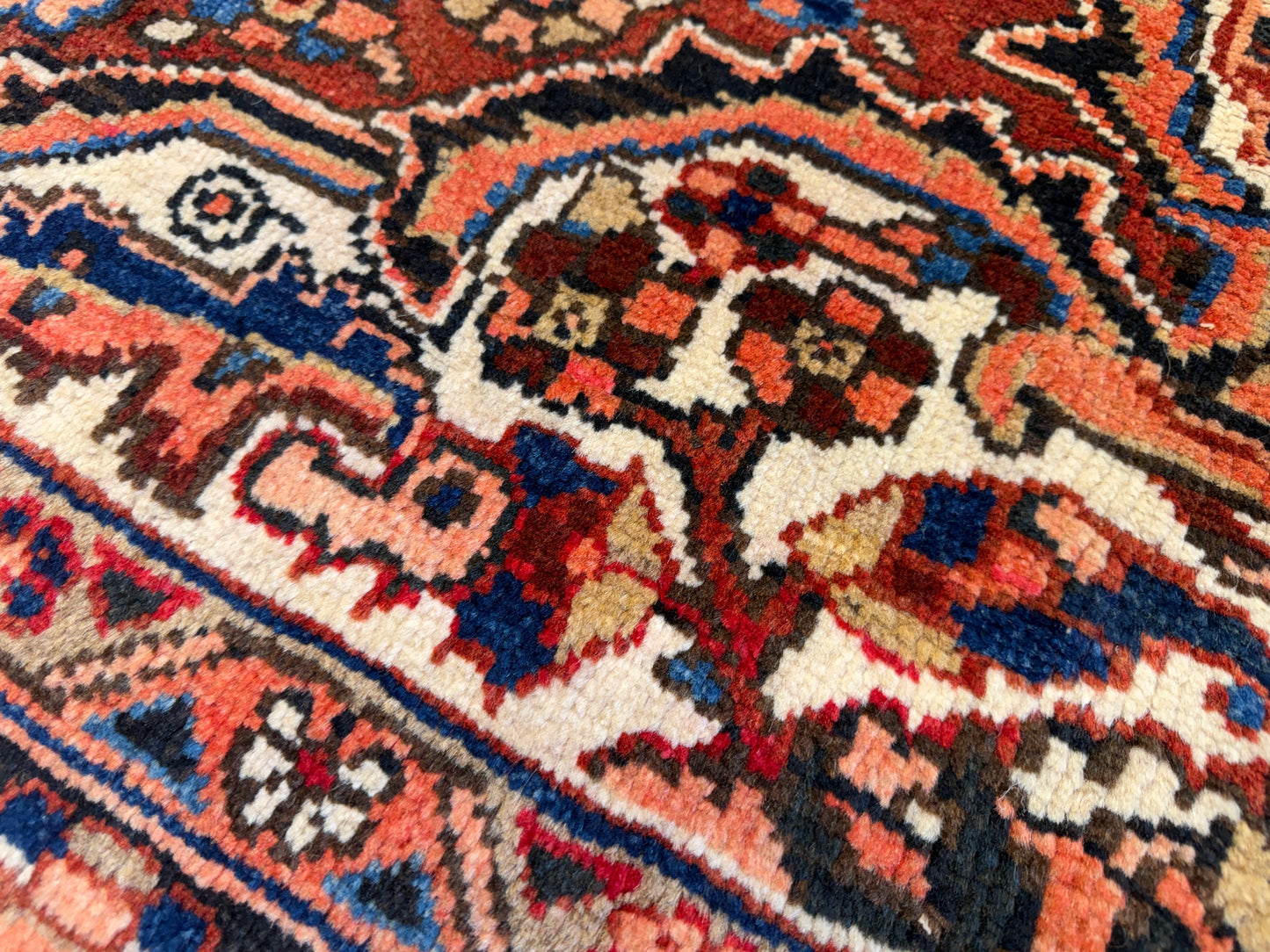 9’1”x11’9” Hand-Knotted Persian Heriz Area Rug