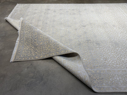 7’9”x10’ Hand-Knotted Carved Wool & Silk All-Over Area Rug