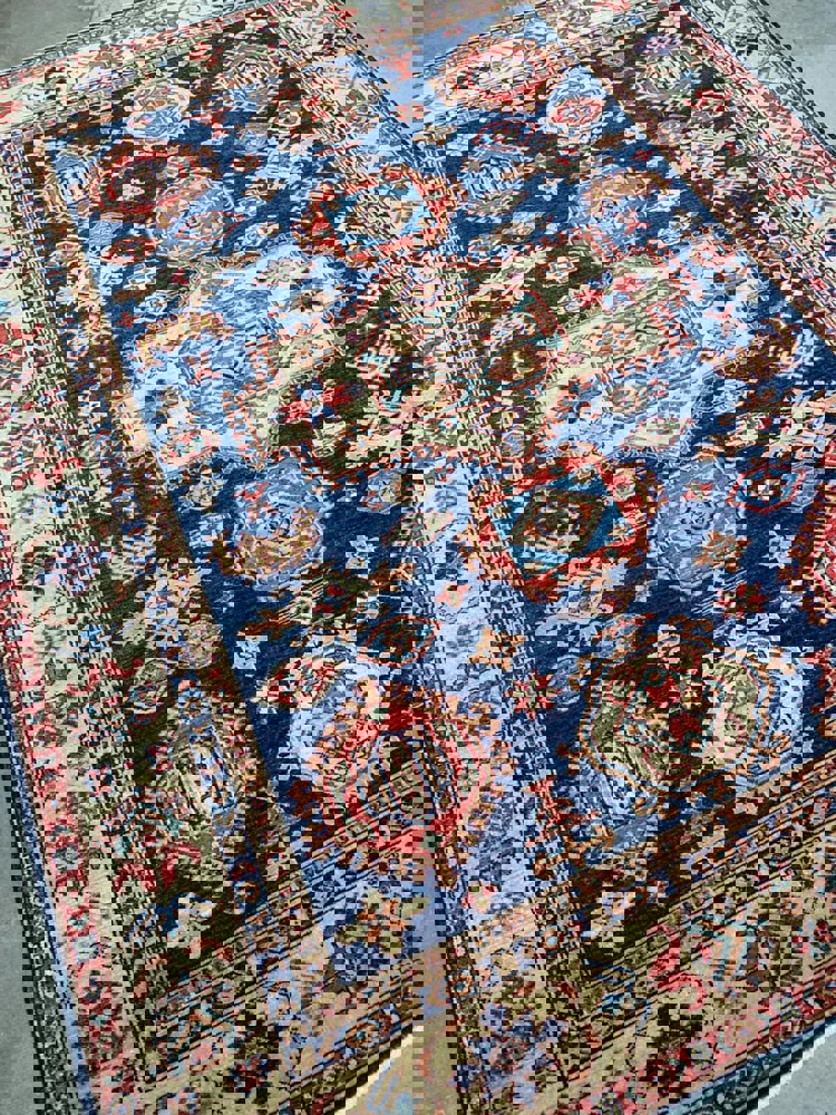 5'10"x7'6" Handmade 100% Wool Super Kazak Rug