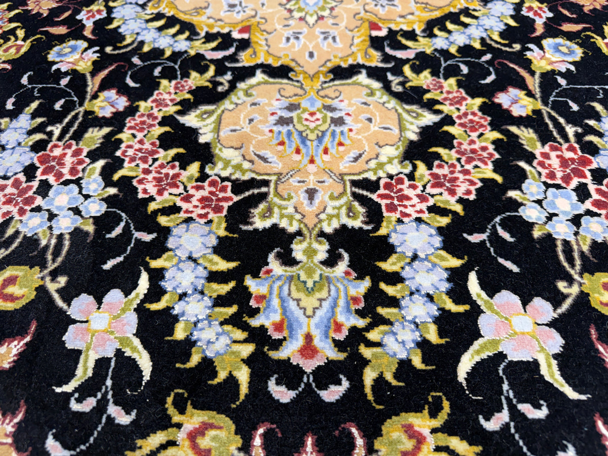 Hand-Knotted Persian Tabriz 60 Raj Rug - 5'1"x7'1"