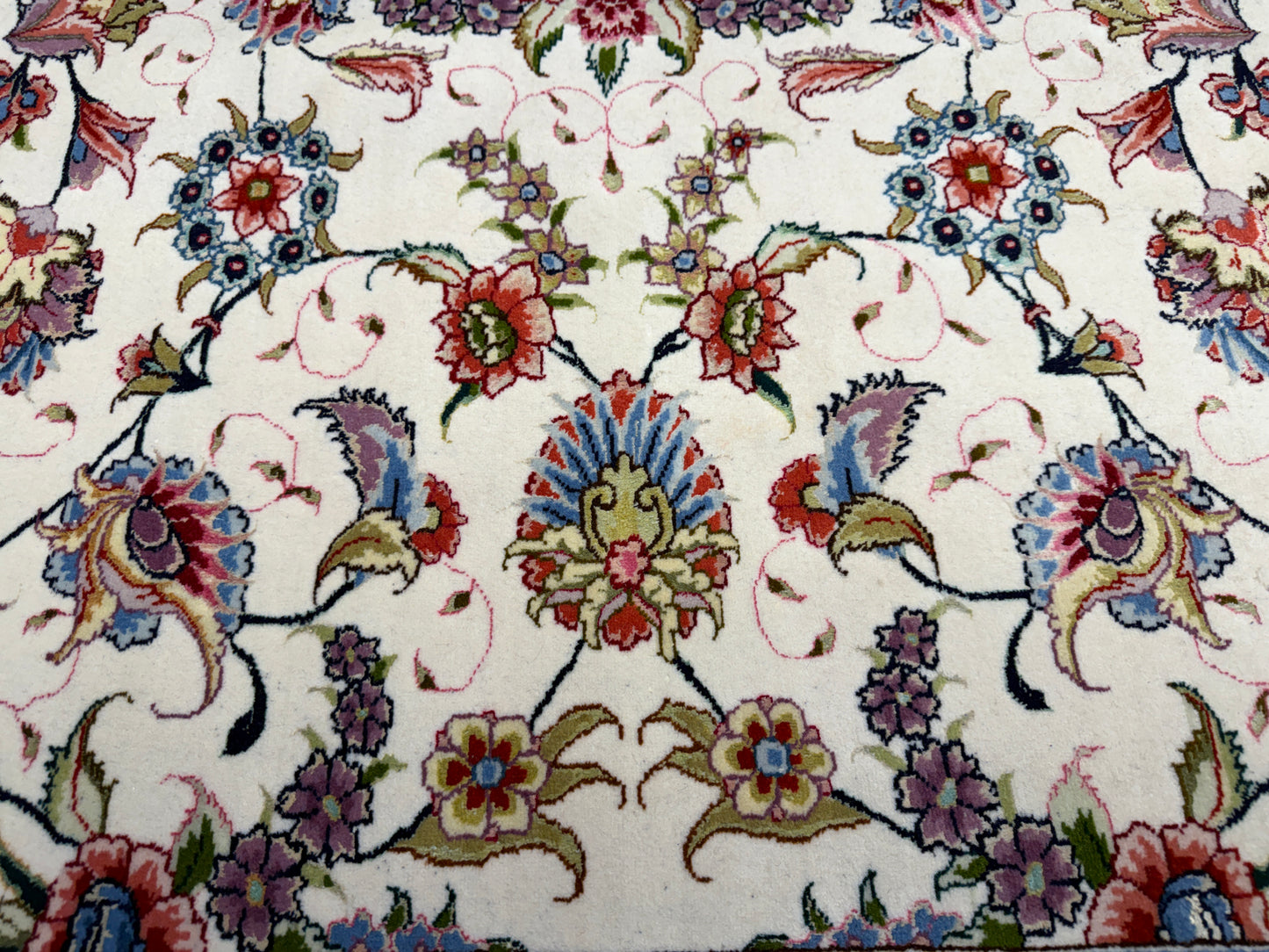 9’9”x13’3” Fine Hand-Knotted Persian Tabriz Signed Area Rug