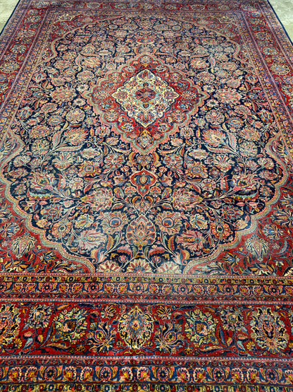 10’x13’7” Very Fine Antique Hand-Knotted Persian Kashan Area Rug
