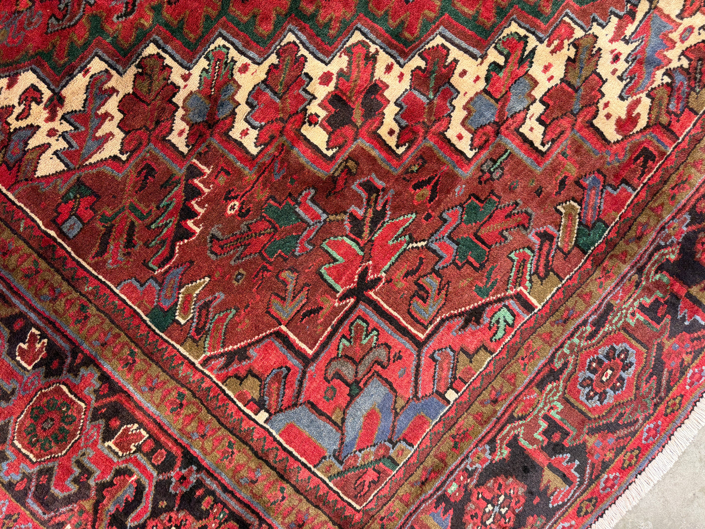 10’1”x12’6” Hand-Knotted Persian Heriz Area Rug