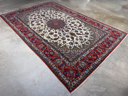 Hand-Knotted Persian Isfahan Rug - Signed Qorbani -  6’9”x10’3”