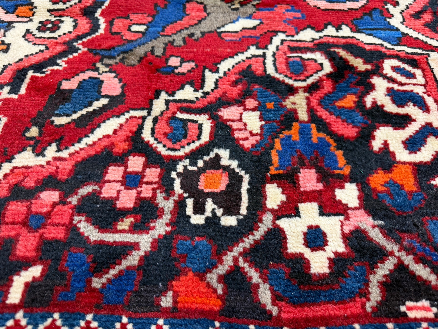 10’1”x12’3” Vintage Hand-Knotted Wool Bakhtiari Persian Rug 10x12 Red Handmade Carpet