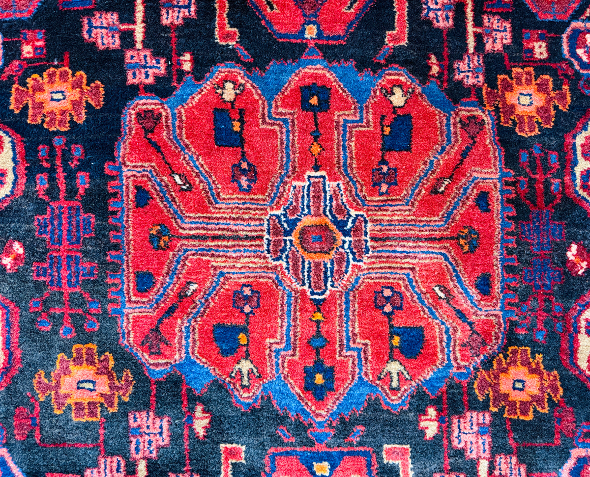 Hand-Knotted Persian Nahavand Rug - 5'x9'6"