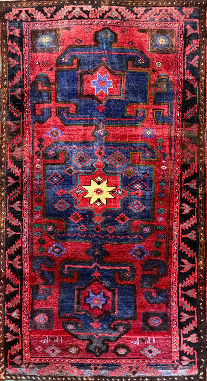 Hand-Knotted Persian Hamadan Rug - 5’1”x9’5”